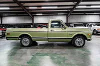  1969-GMC-C10-Green-A19436-38.jpg
